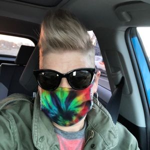 Meet your Posher, Renee